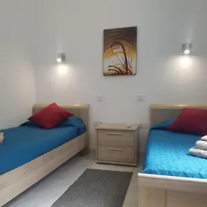 Ac1- Prime Location 3 Bedroom Apt In St.julian's Appartamento San Giuliano