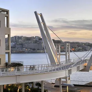Deluxe Steps To St George's Bay Appartamento San Giuliano