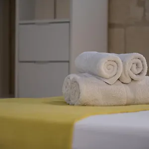 Casa San Carlo Azure Appartamento La Valletta